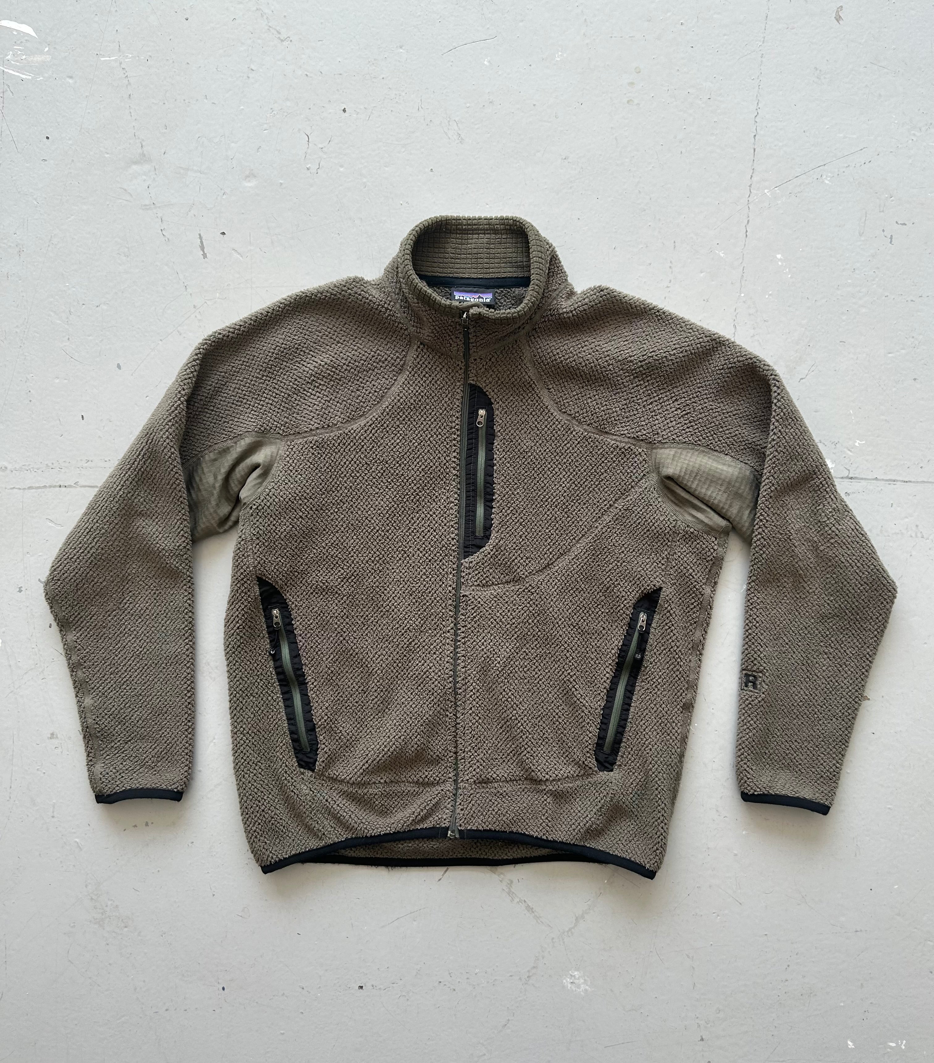 Patagonia mars store r2 fleece jacket